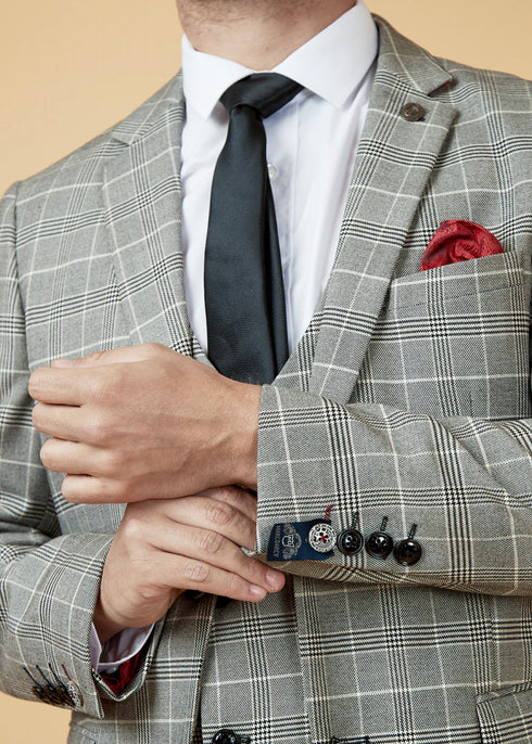 Marc Darcy Ross 3 piece suit